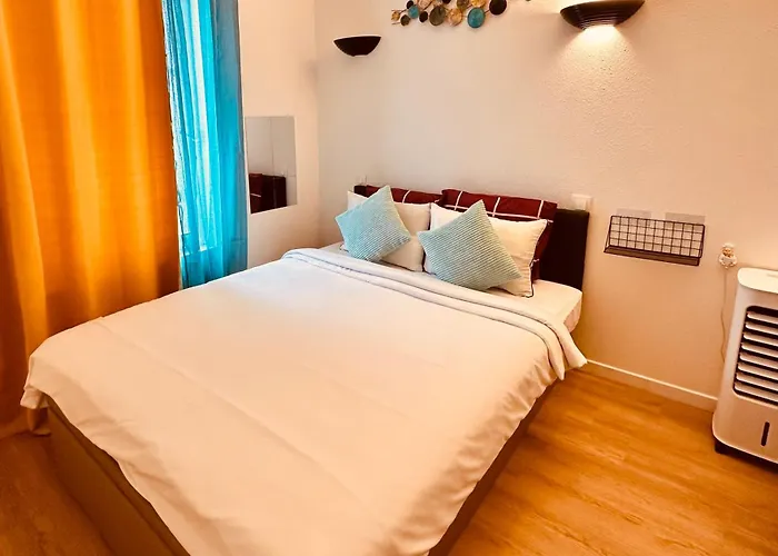 Ryan Homes Studio - In Aparthotel, La Defense